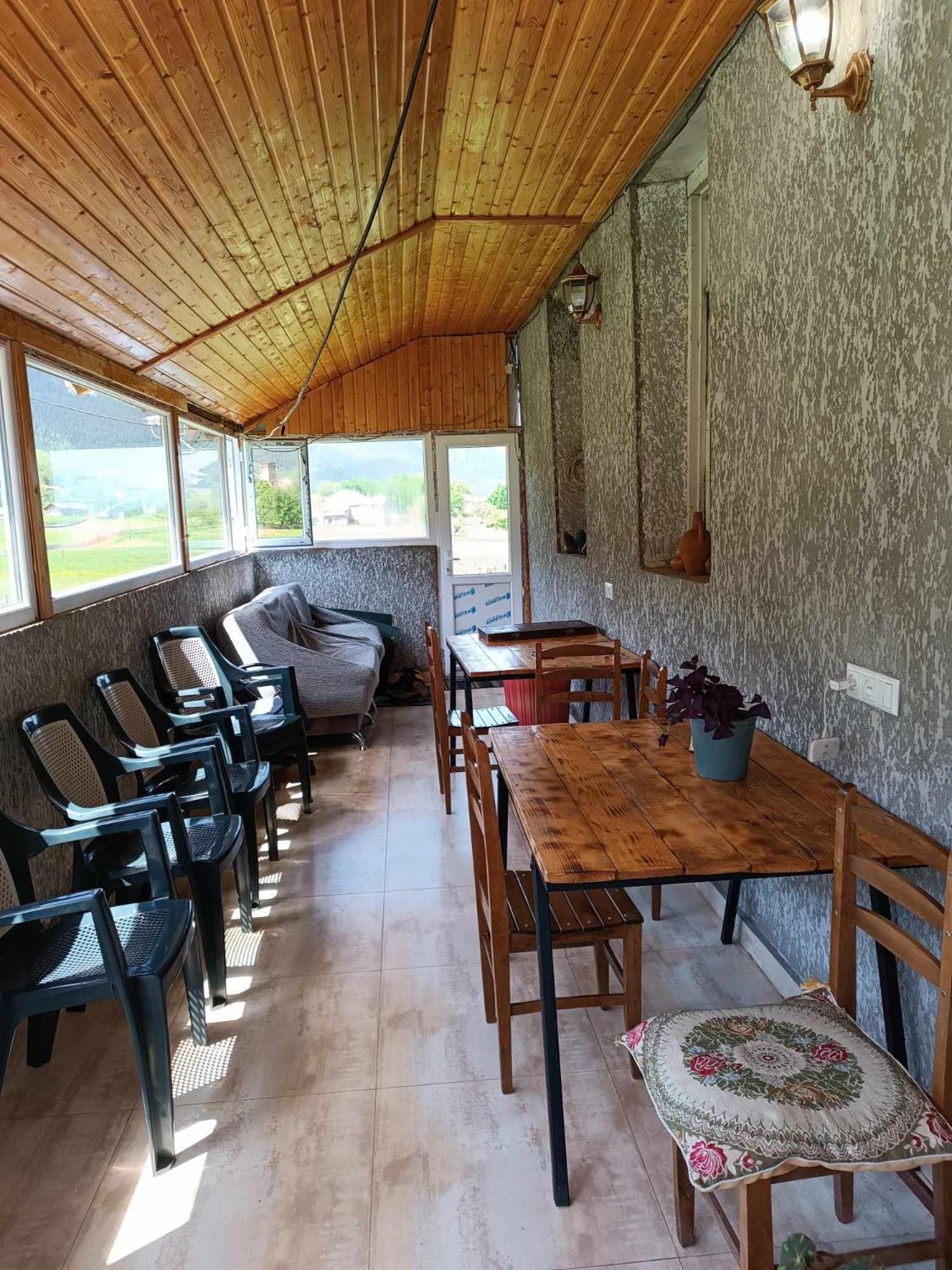 Guest House In Zhabeshi Lali 외부 사진