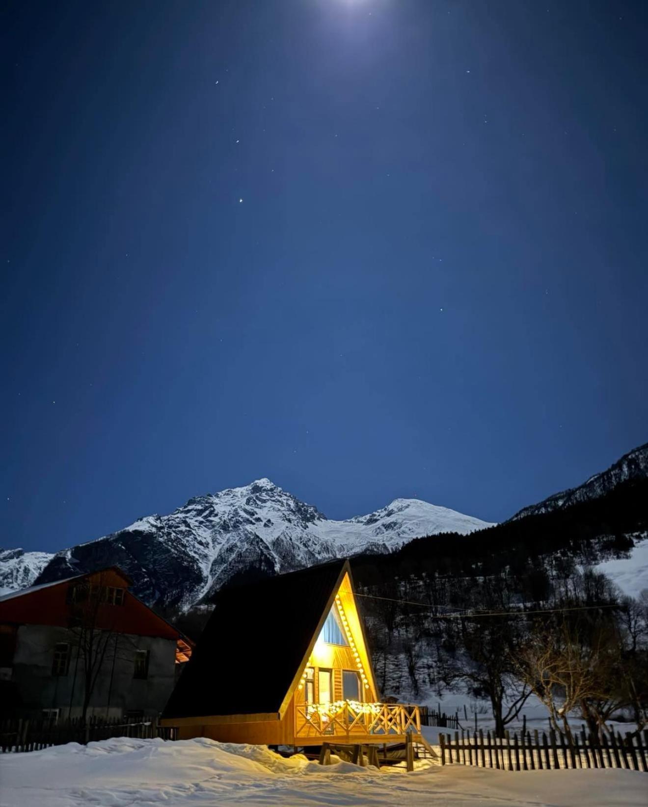 Guest House In Zhabeshi Lali 외부 사진